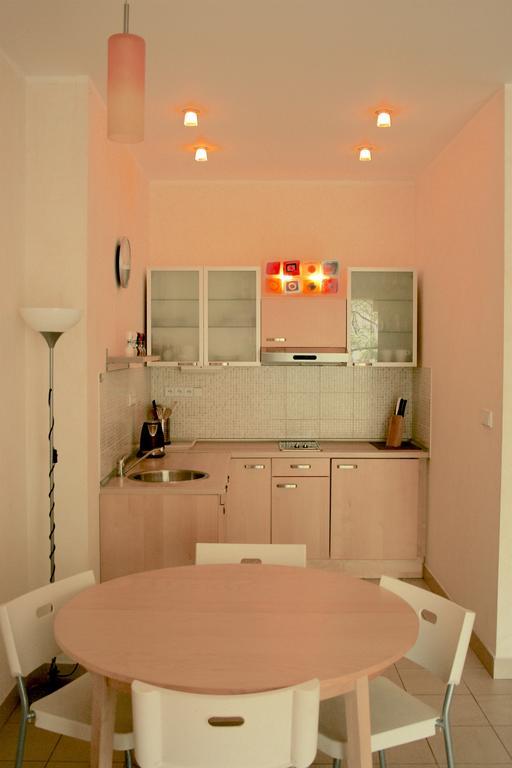 Modern And Cozy Apartment Close To Center Praha Bagian luar foto